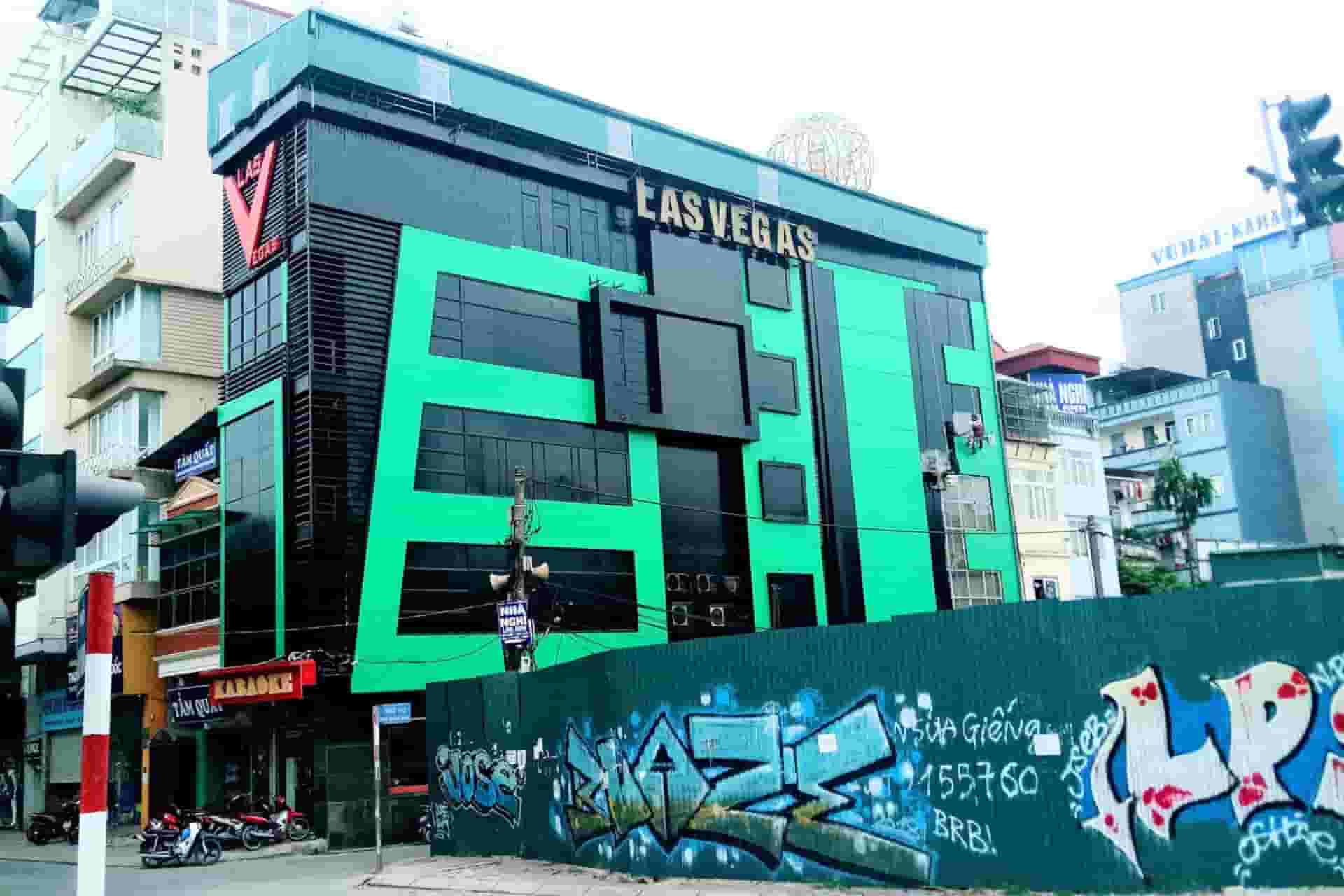 vị trí mặt tiền của karaoke LasVegas 143 Quan Hoa
