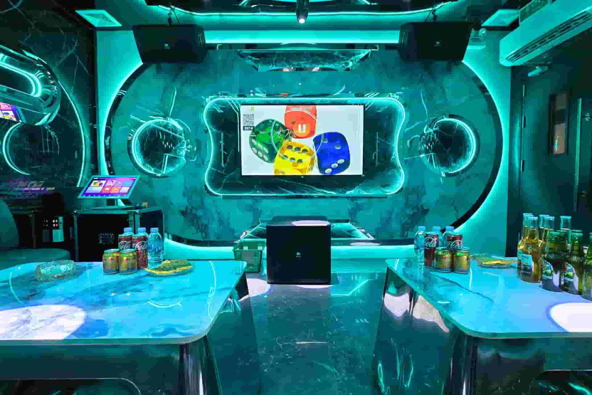 phòng hát tại karaoke Titan Club 244 Võ Chí Công