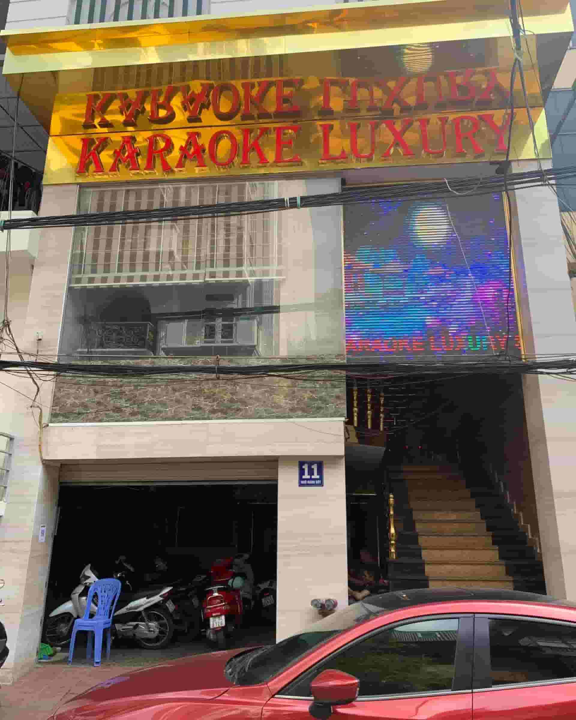 vị trí của karaoke Luxury tại 11 Hàng Bột