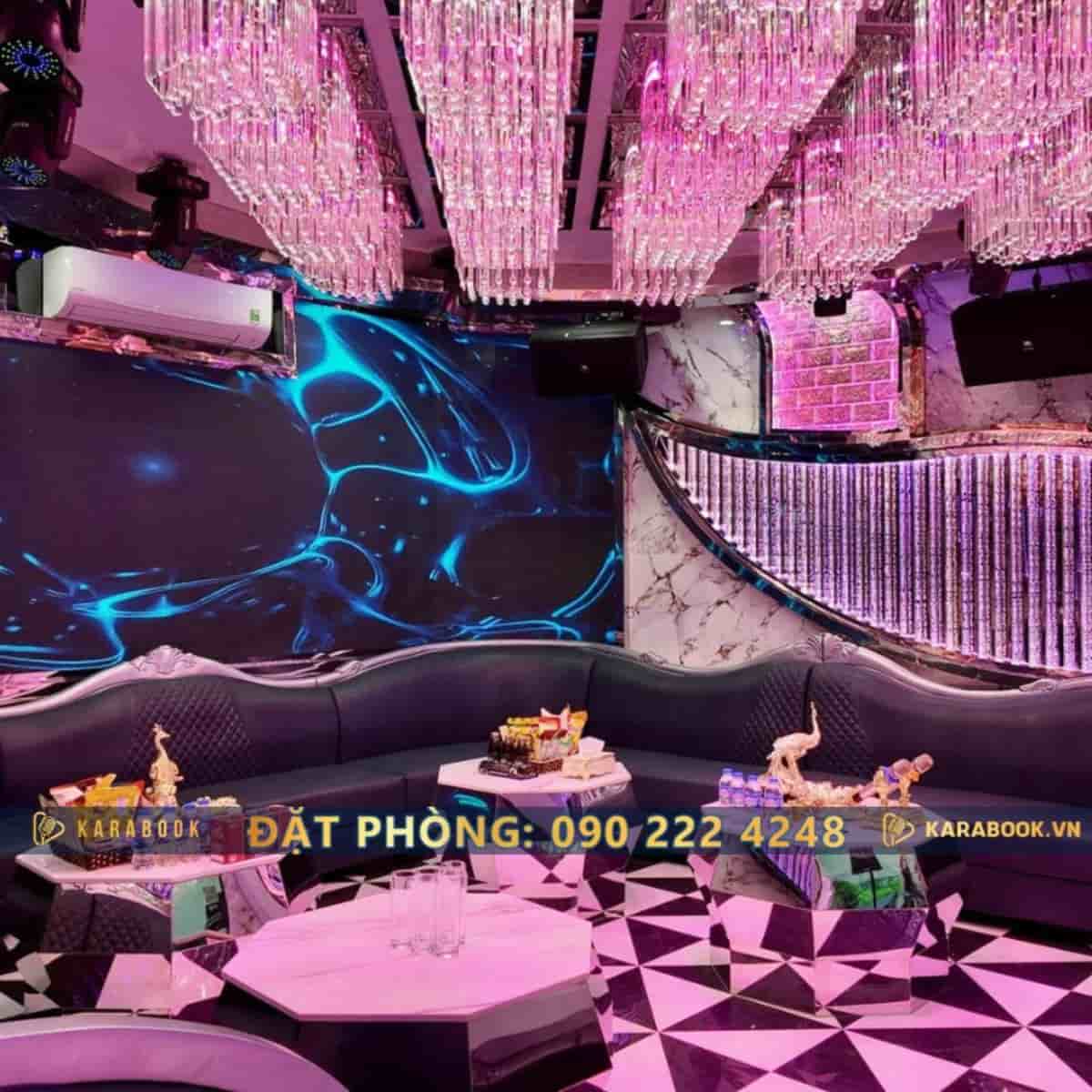 Karaoke Royal Club - TOP 10 quán karaoke không thể bỏ qua tại Hà Nội