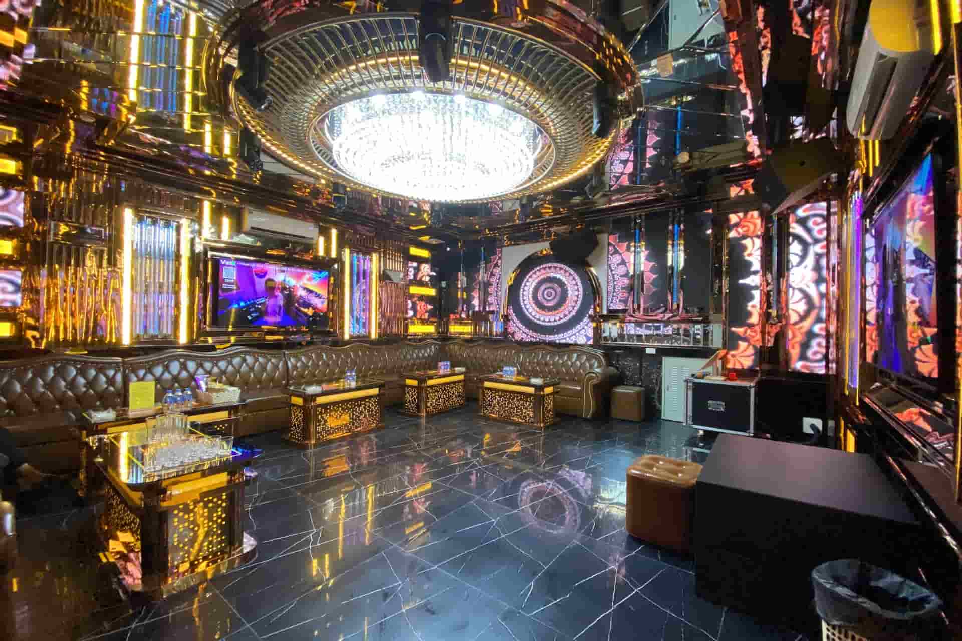 phòng hát karaoke Sing KTV tại 66 Tố Hữu