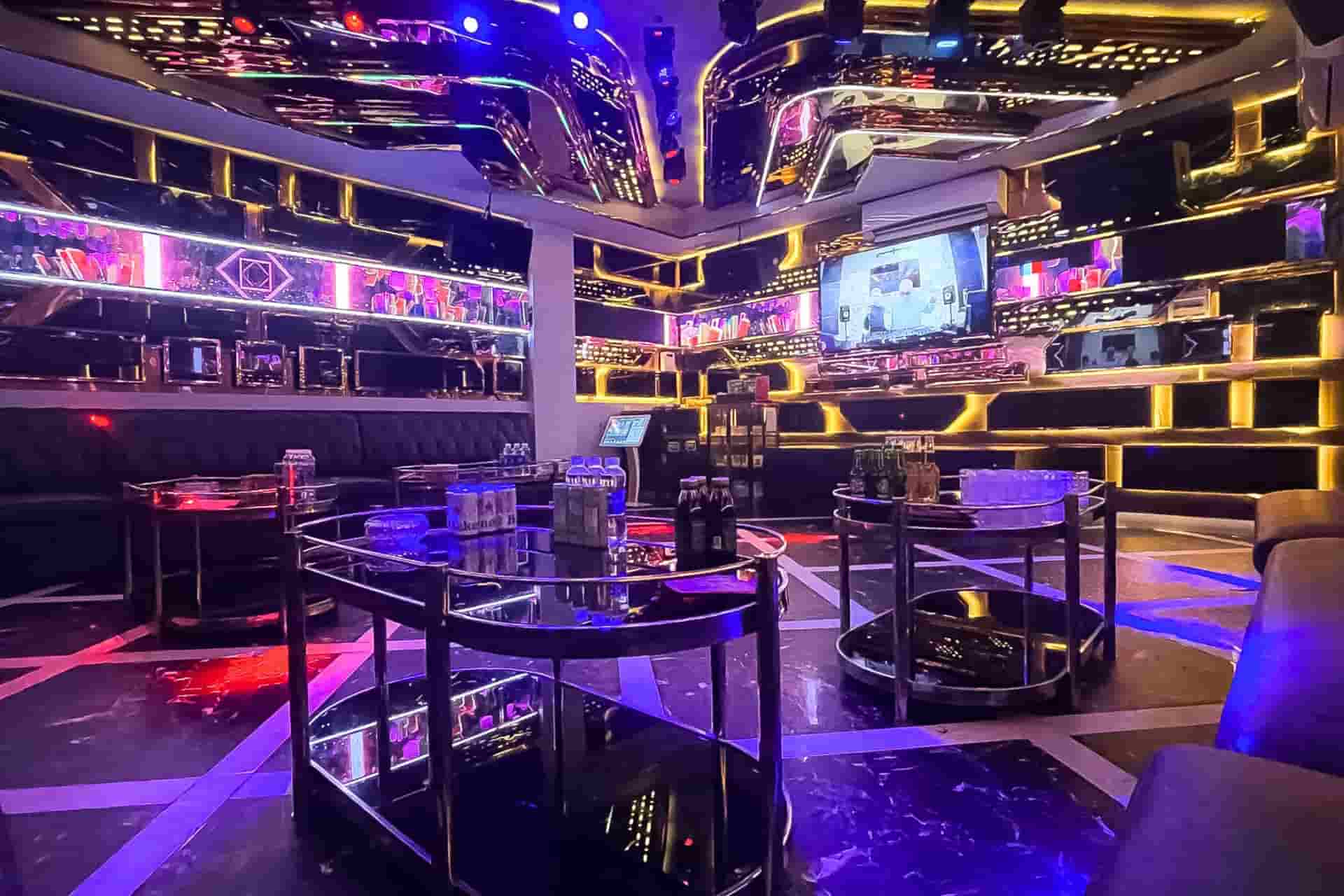 phòng hát rộng tại Karaoke Level