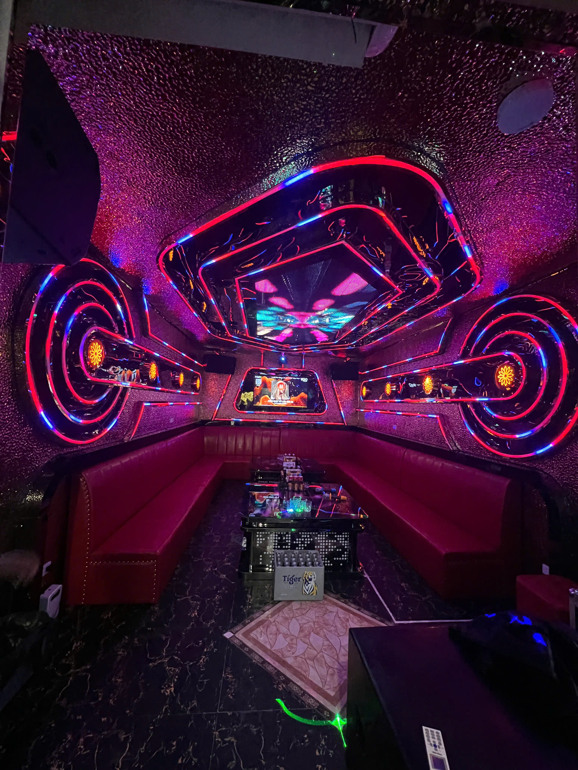 Phòng VIP trên 20 người