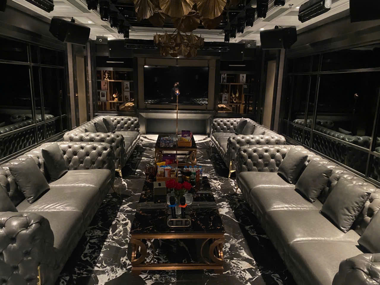 Phòng VIP trên 20 người