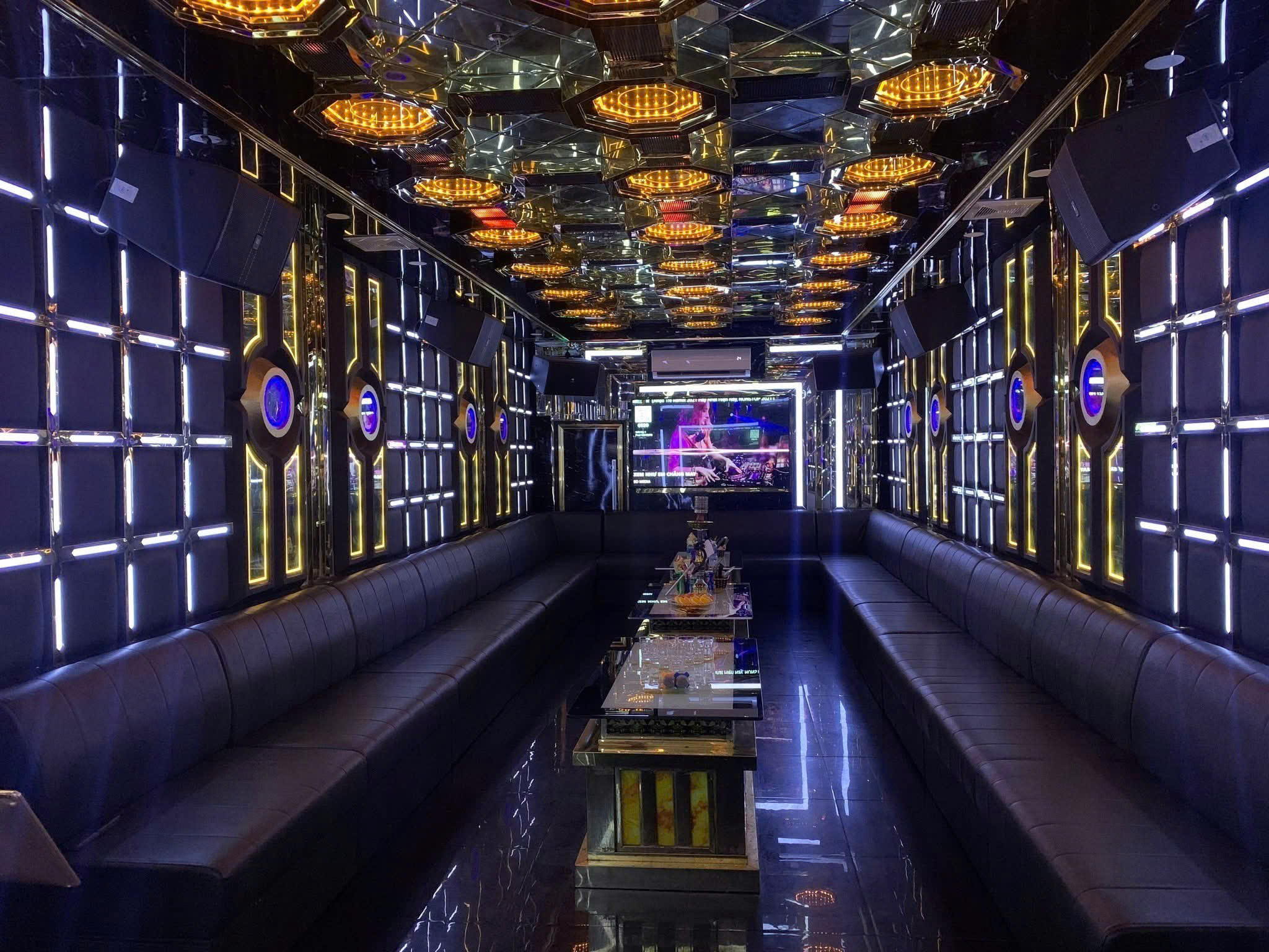 Phòng VIP từ 20 người