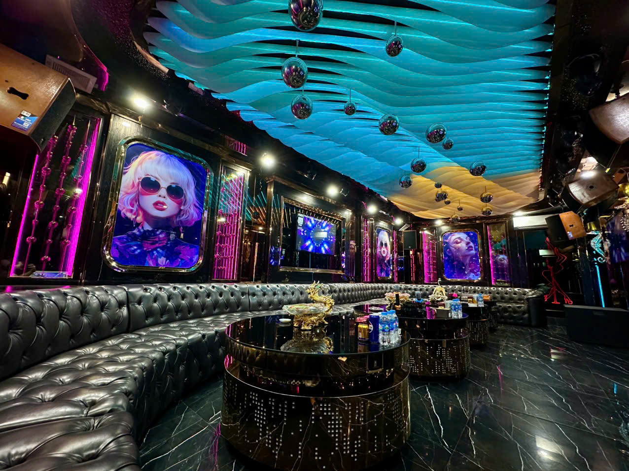Phòng VIP dưới 30 người